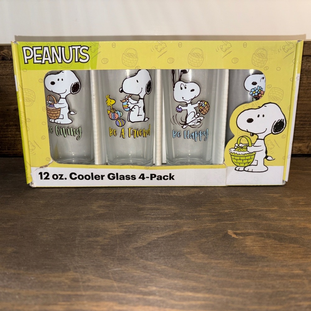 Set Of 4 Peanuts~Snoopy 12 oz Cooler Glasses